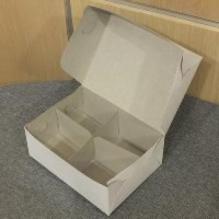 Коробка для пирожных 15*11*6 см с разделителем